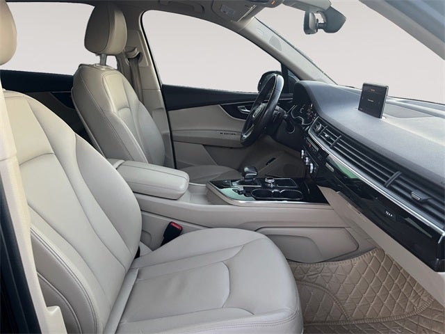 2019 Audi Q7 55 Premium Plus quattro
