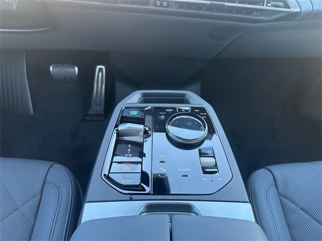 2026 BMW iX xDrive60