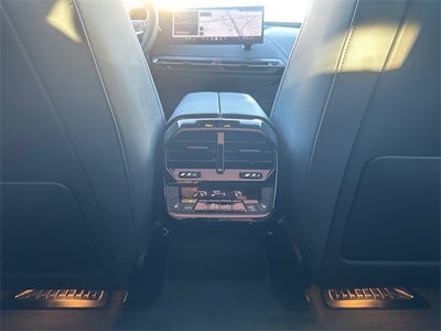 2026 BMW iX xDrive60