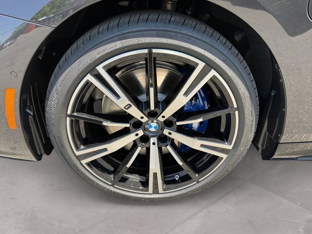 2027 BMW 5 Series 550e xDrive