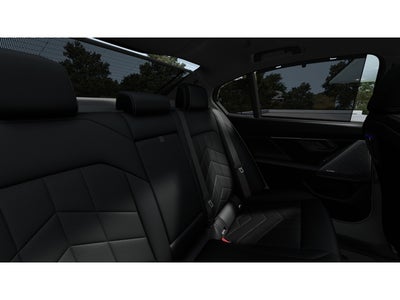 2027 BMW 550e Base