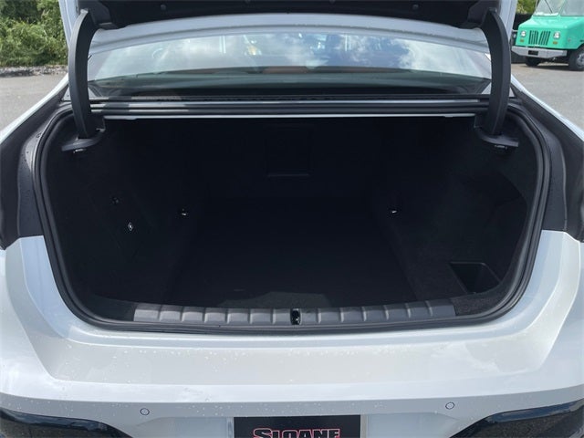 2026 BMW 7 Series 750e xDrive