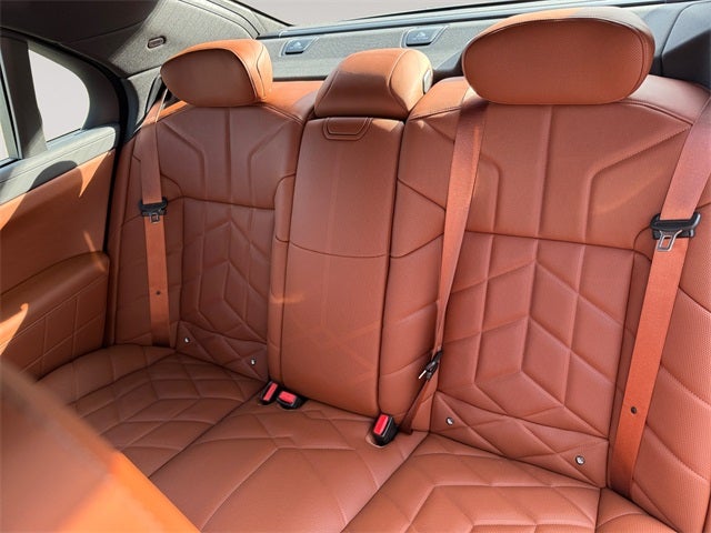 2026 BMW 7 Series 750e xDrive