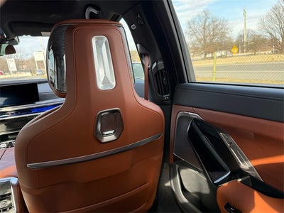 2026 BMW 7 Series 750e xDrive