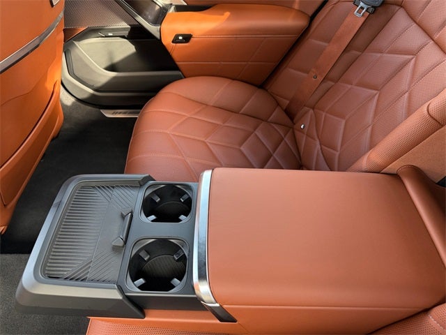 2026 BMW 7 Series 750e xDrive