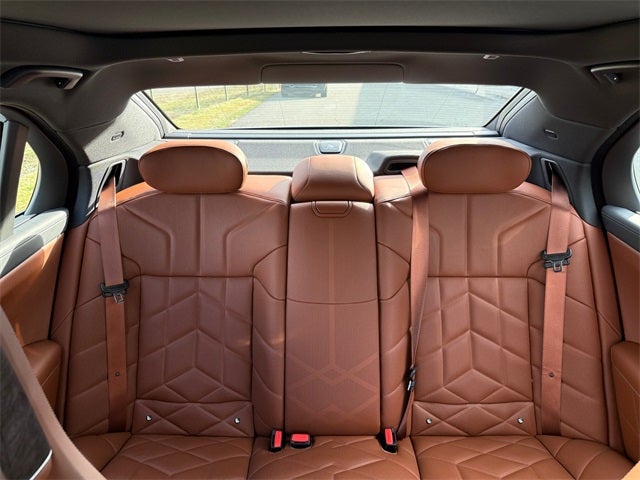 2026 BMW 7 Series 750e xDrive