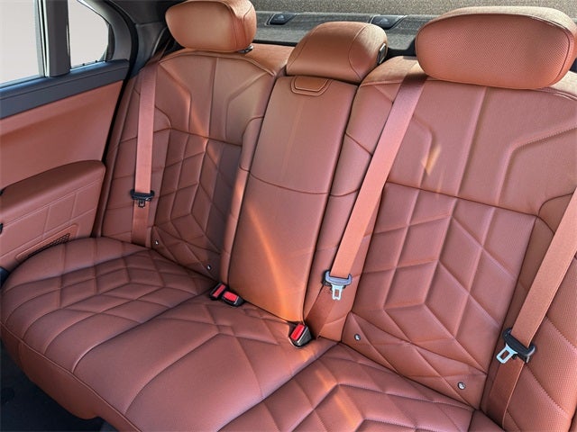 2026 BMW 7 Series 750e xDrive