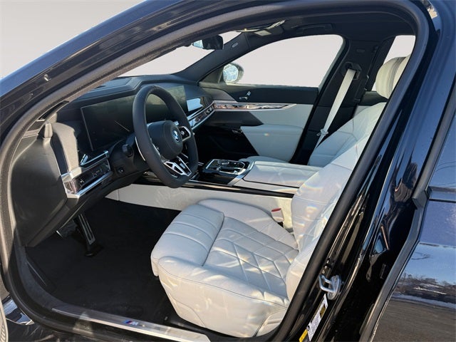 2026 BMW 7 Series 750e xDrive