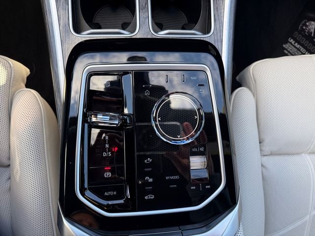 2026 BMW 7 Series 750e xDrive