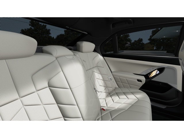 2026 BMW 7 Series 750e xDrive