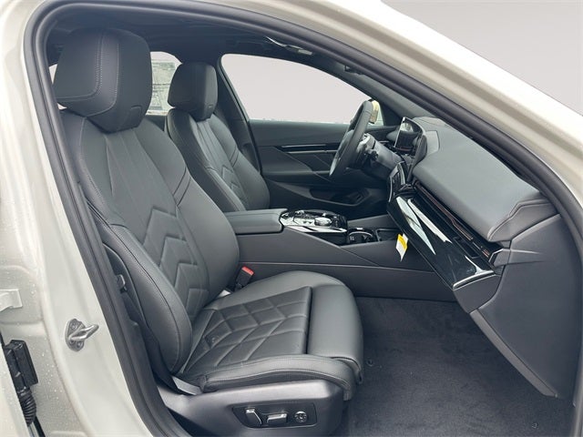 2026 BMW 5 Series 530i xDrive