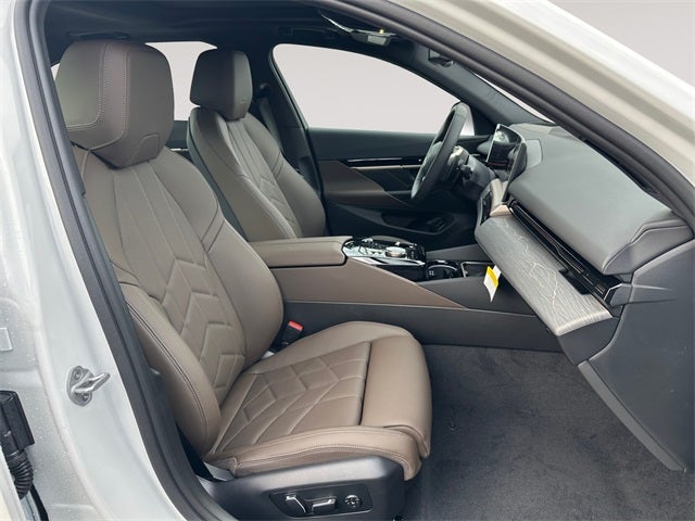 2026 BMW 5 Series 530i xDrive