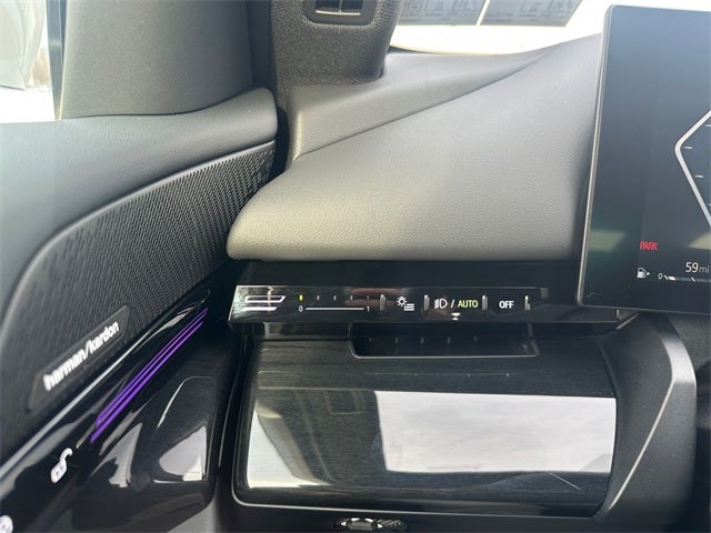 2025 BMW 5 Series 530i xDrive