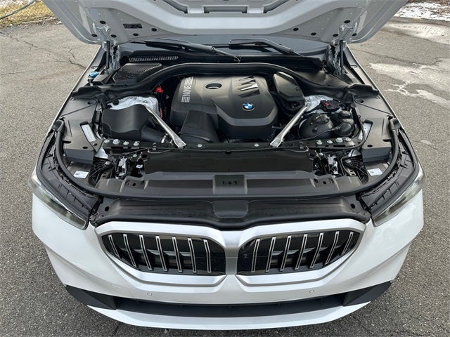 2025 BMW 5 Series 530i xDrive