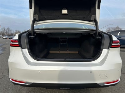 2025 BMW 5 Series 530i xDrive