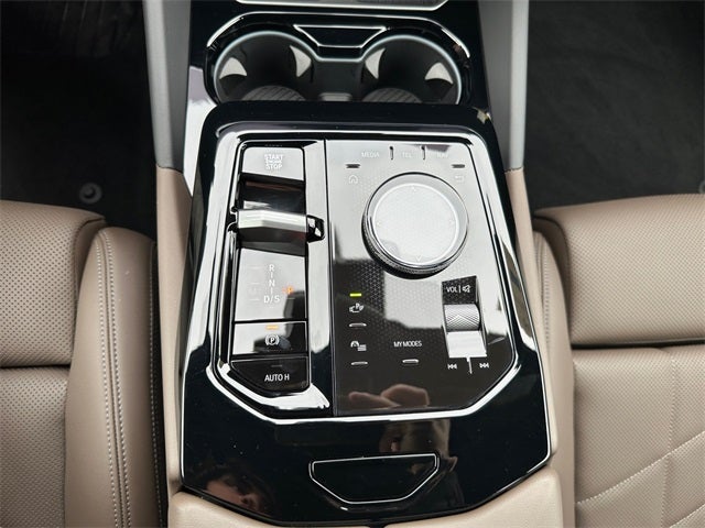 2025 BMW 5 Series 530i xDrive