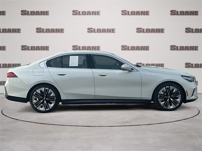 2025 BMW 5 Series 530i xDrive