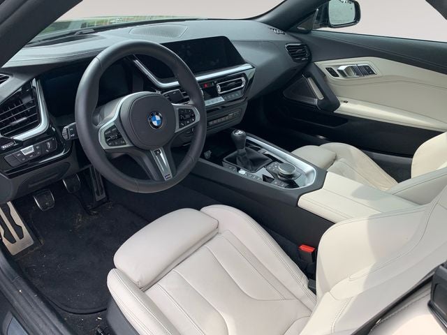 2026 BMW Z4 sDrive M40i