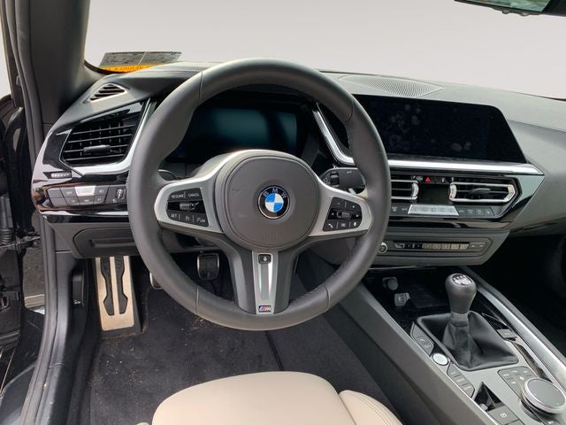 2026 BMW Z4 sDrive M40i