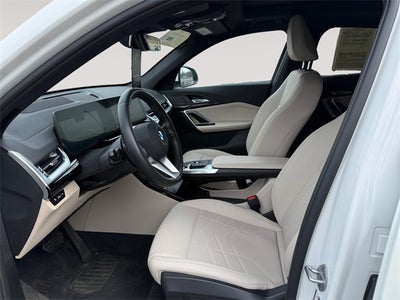 2025 BMW X2 xDrive28i