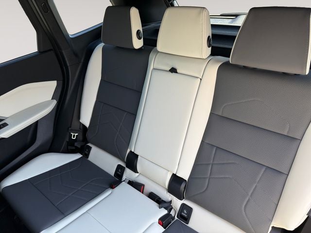 2027 BMW X1 xDrive28i