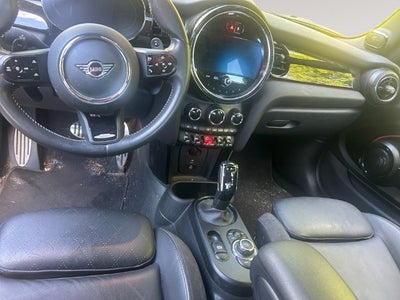 2023 MINI John Cooper Works Base