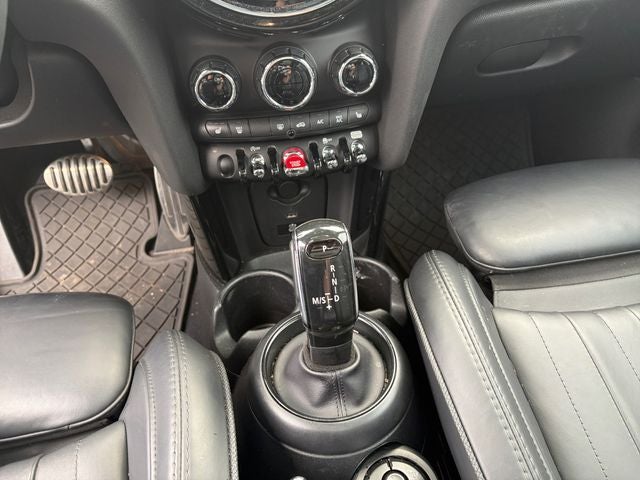 2023 MINI John Cooper Works Base
