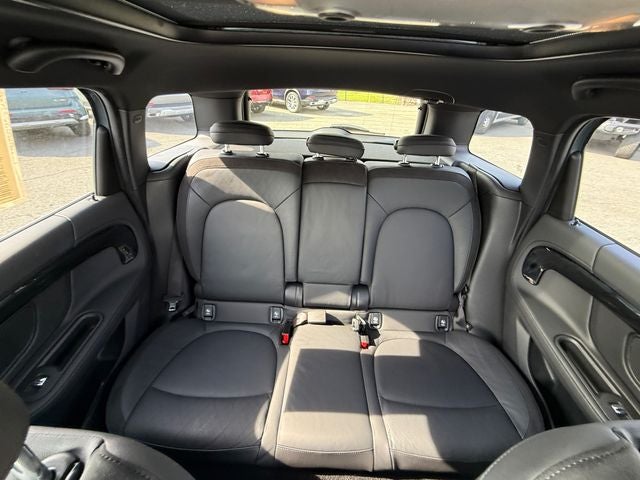 2023 MINI Cooper Countryman Signature