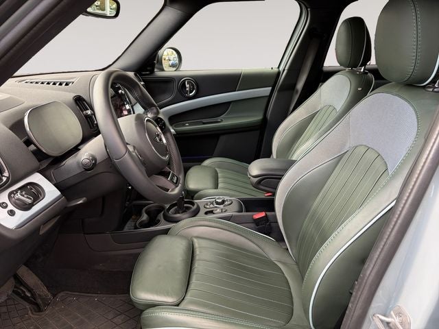 2023 MINI Cooper S Countryman Iconic